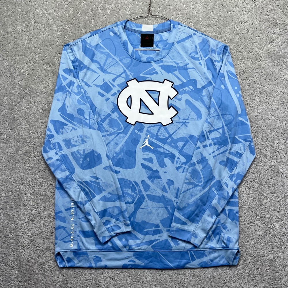 Nike Air Jordan UNC Tar Heels Long Sleeve Shirt Mens Small Blue Graphic NCAA